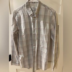Calvin Klein Men’s Infinite Cool Button Down Shirt - Medium Preowned